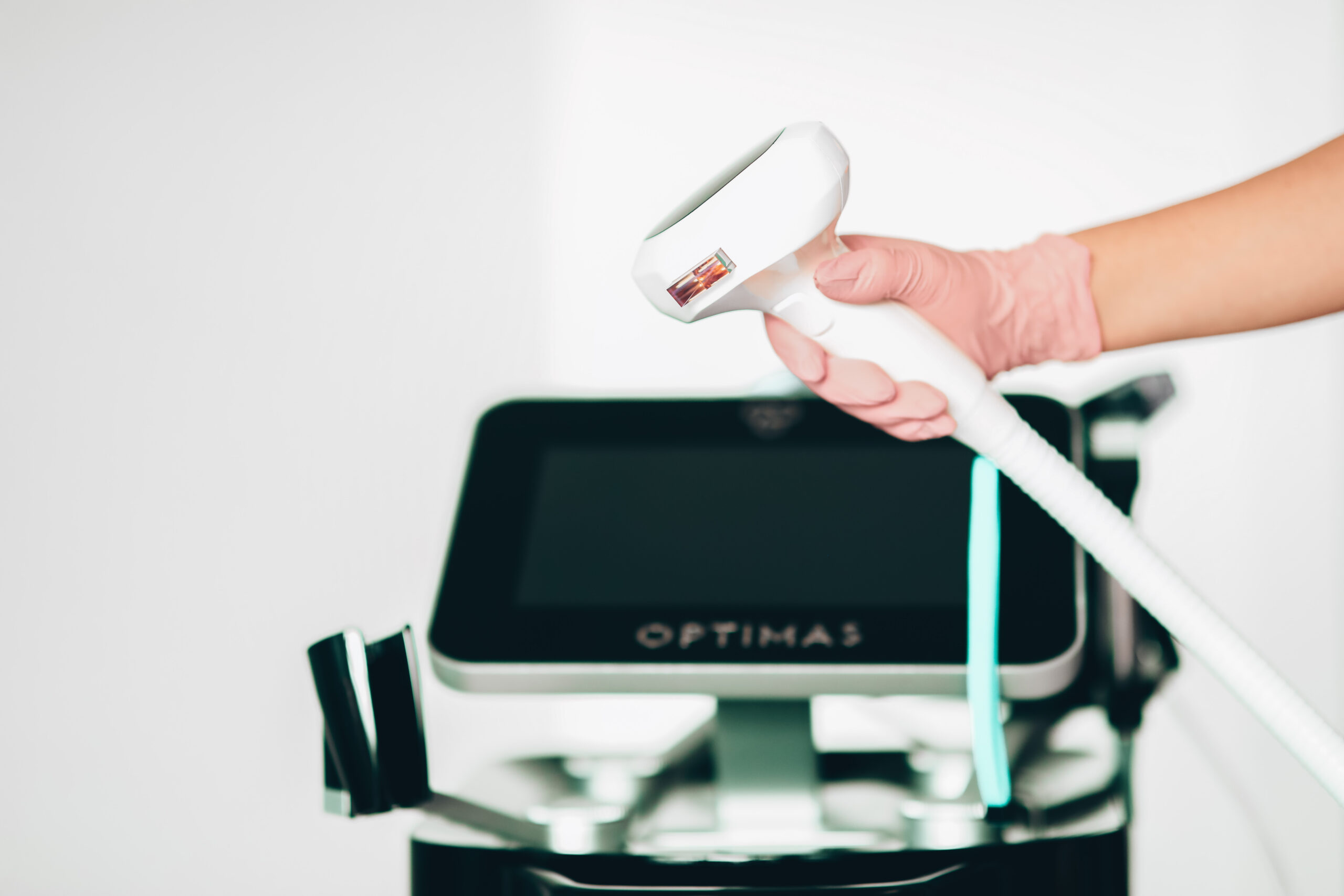 Aesthetic Laser Therapy: Your Ultimate Guide to Safe and Effective Treatment at Deux Rosé Beauty Refinery